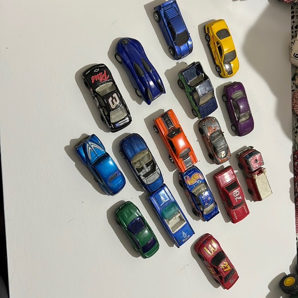Matchbox cars (variety style/maker) - Picture 3 of 7